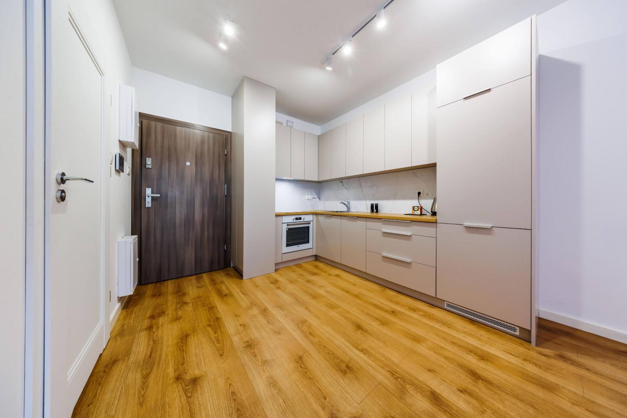 Premium Suite- City Center, Capital Towers, Free Parking Жешов Екстериор снимка